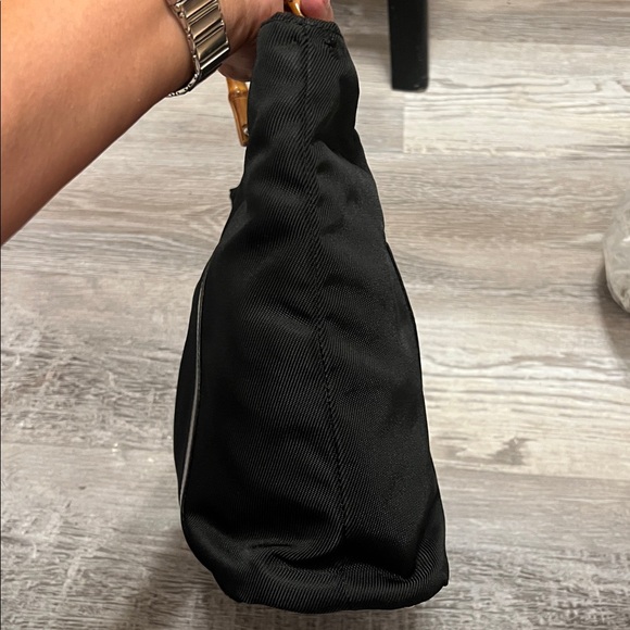 Authentic pre loved Gucci tote nylon with bottom leather - Picture 13 of 14